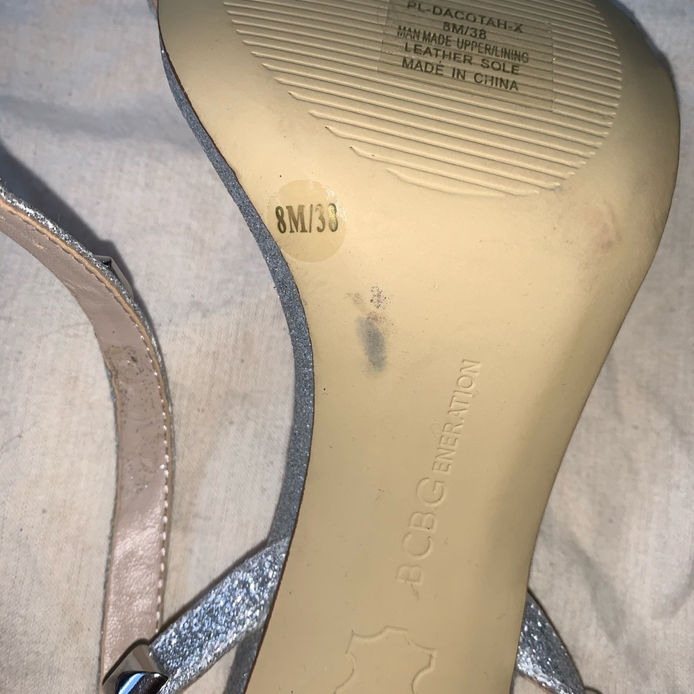 Sandals - Picture 3 of 4
